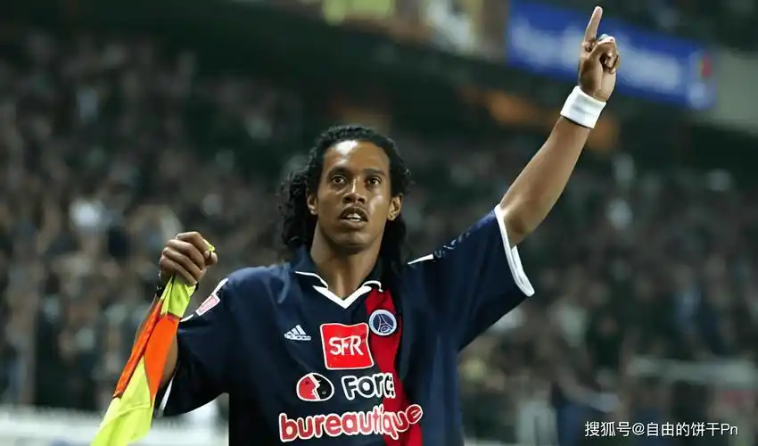 她不仅是一 她不仅是一