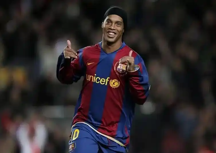 起了广泛讨 起了广泛讨